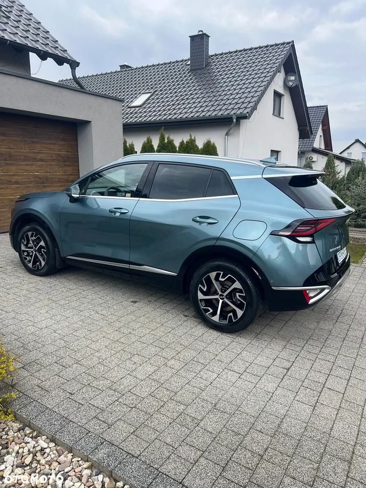 Kia Sportage 1.6 T-GDI HEV Business Line 2WD - 6