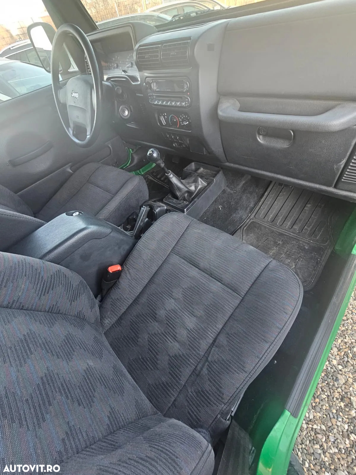 Jeep Wrangler - 7