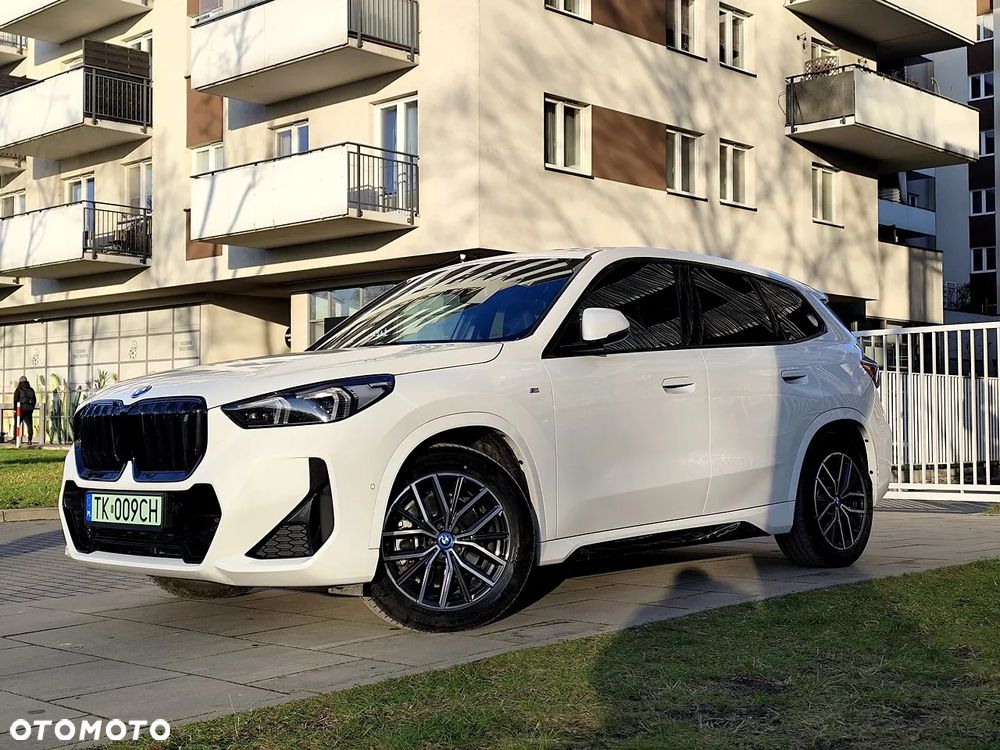 BMW iX1 xDrive30 66.5kWh M Sport - 2