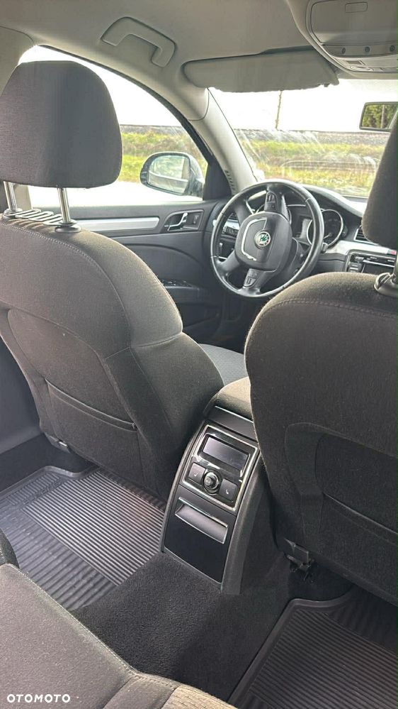 Skoda Superb - 11