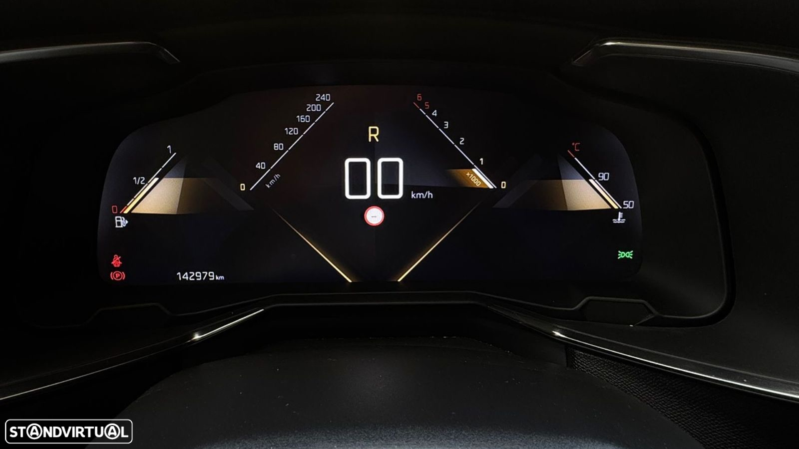 DS DS7 Crossback 1.5 BlueHDi So Chic EAT8 - 13