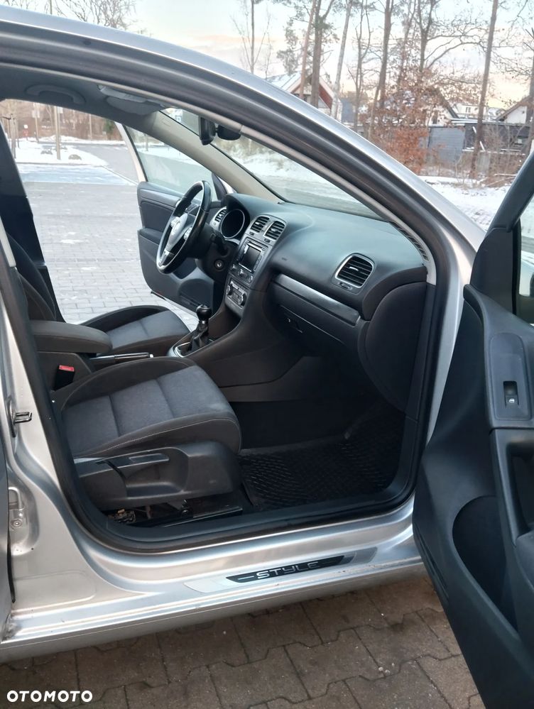 Volkswagen Golf 1.2 TSI MATCH - 6