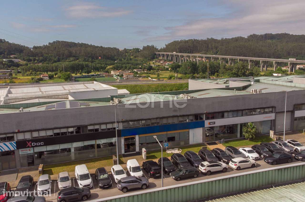 Oportunidade de Investimento | Escritórios/Armazém em Sequeira, Bra... - Grande imagem: 3/16