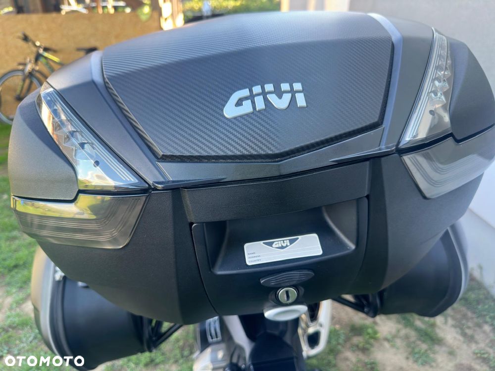 Honda VFR - 5