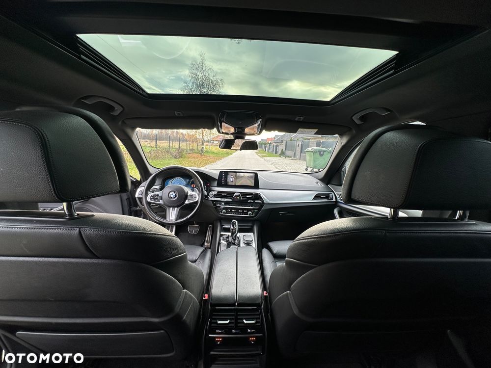 BMW Seria 5 530d xDrive - 8