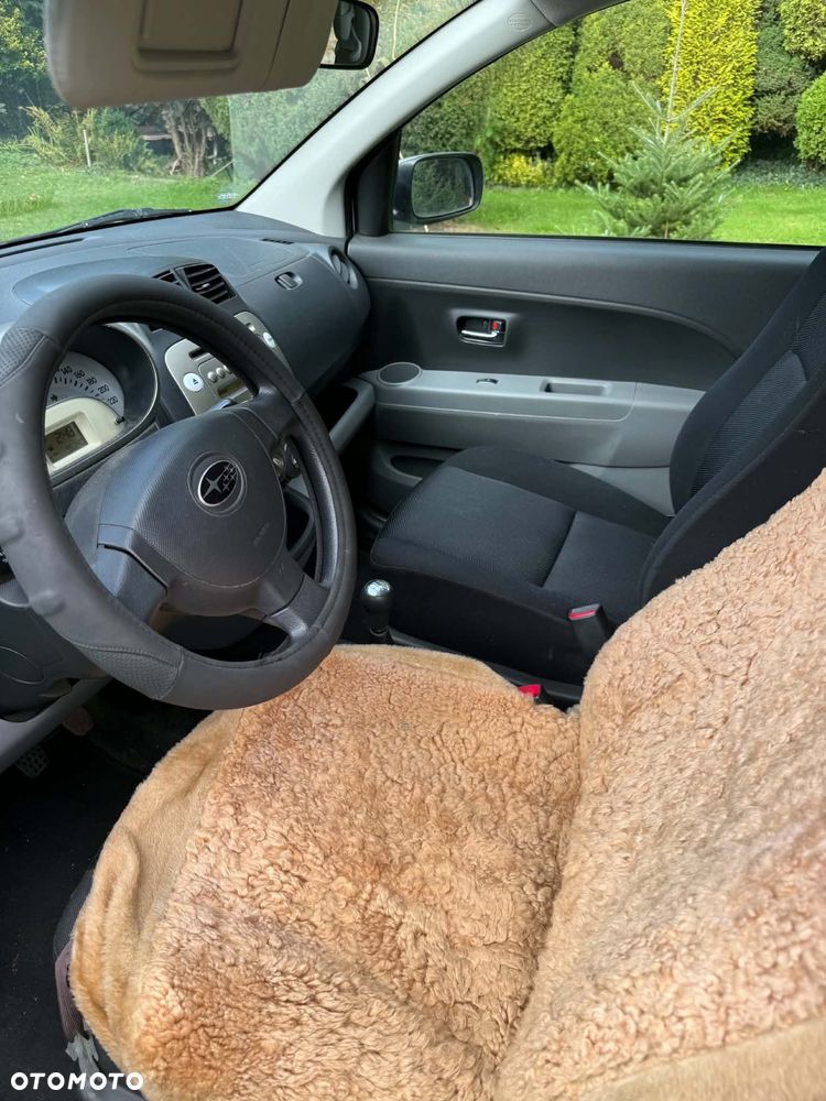 Subaru Justy - 8