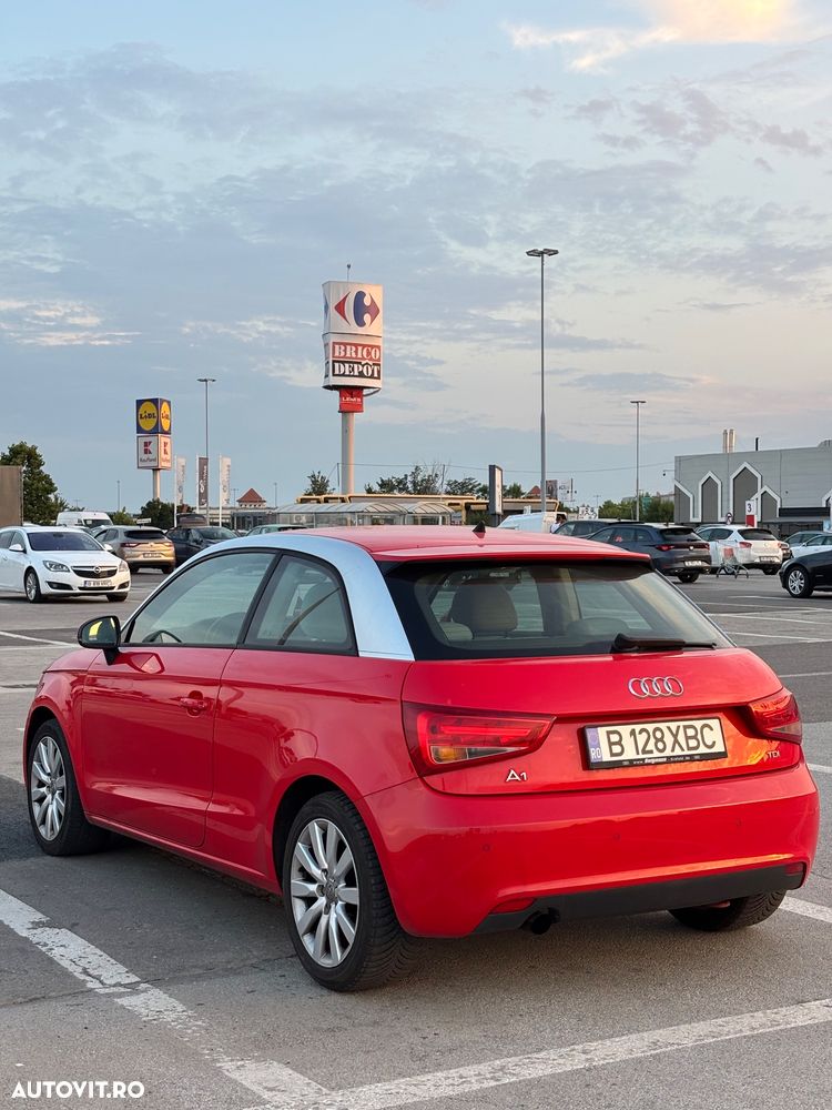 Audi A1 1.6 TDI S tronic Attraction - 5