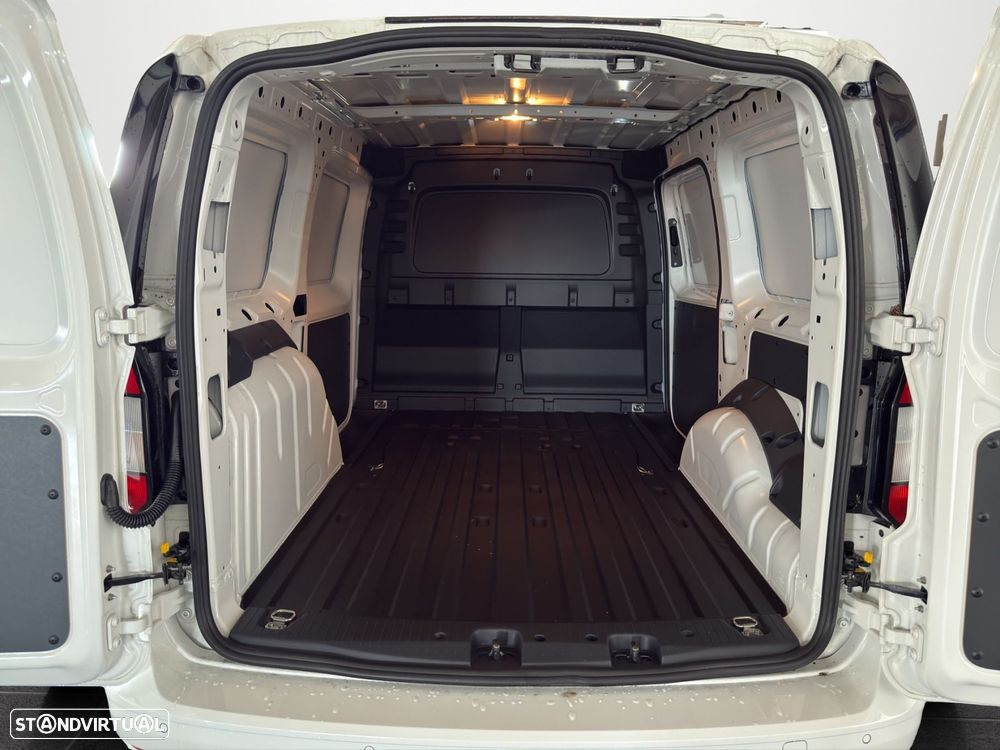 VW Caddy Maxi 2.0 TDI - 19