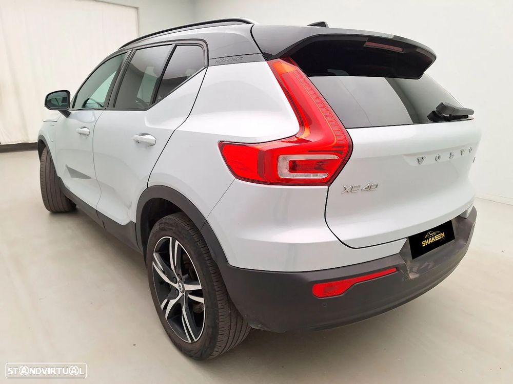 Volvo XC 40 1.5 T5 PHEV R-Design - 4