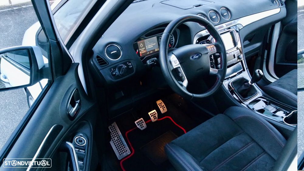 Ford S-Max 2.0 TDCi Titanium Busine.7L - 31