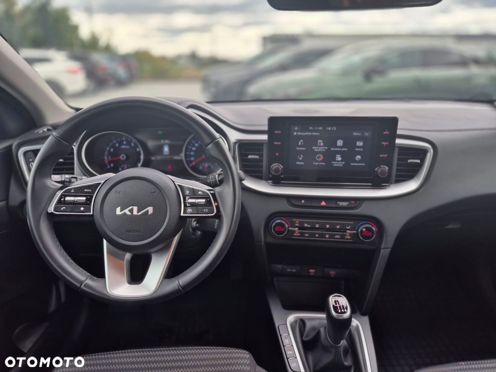 Kia Ceed 1.5 T-GDI M - 14