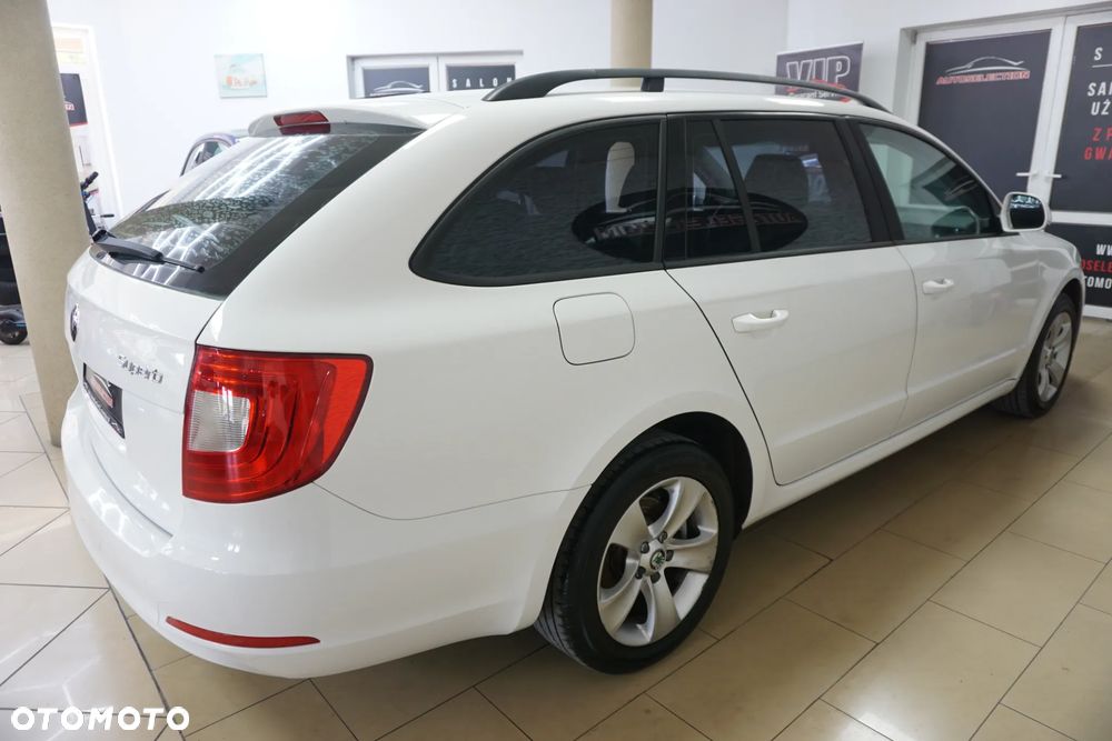 Skoda Superb 2.0 TDI Ambition - 9
