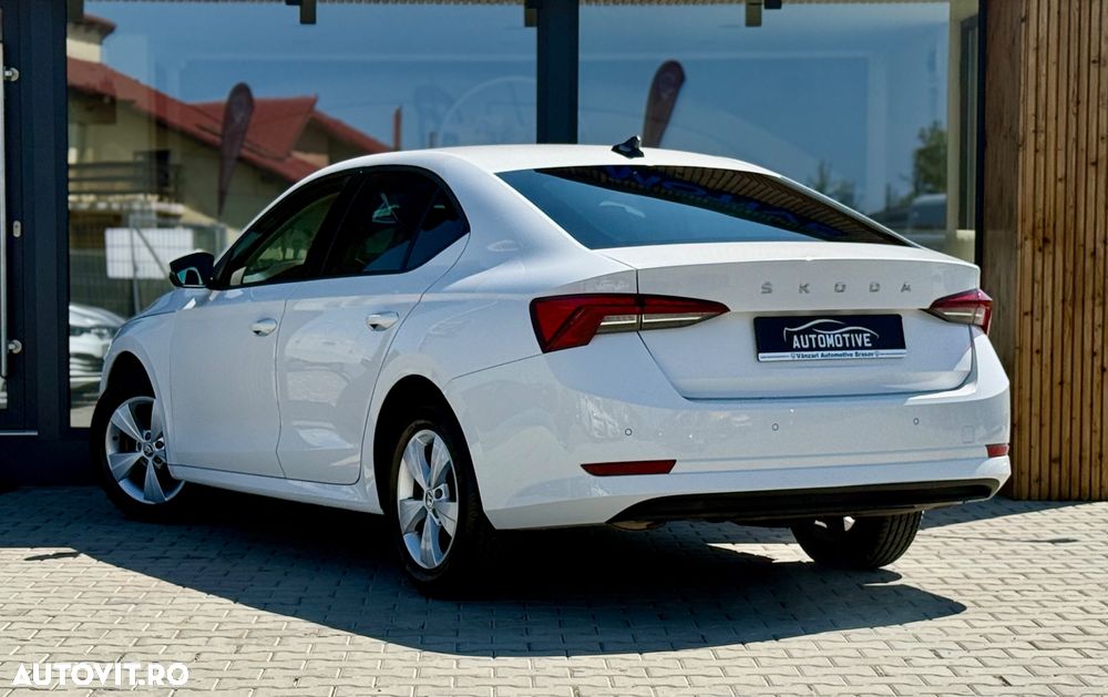 Skoda Octavia Combi 2.0 TDI Ambition - 4