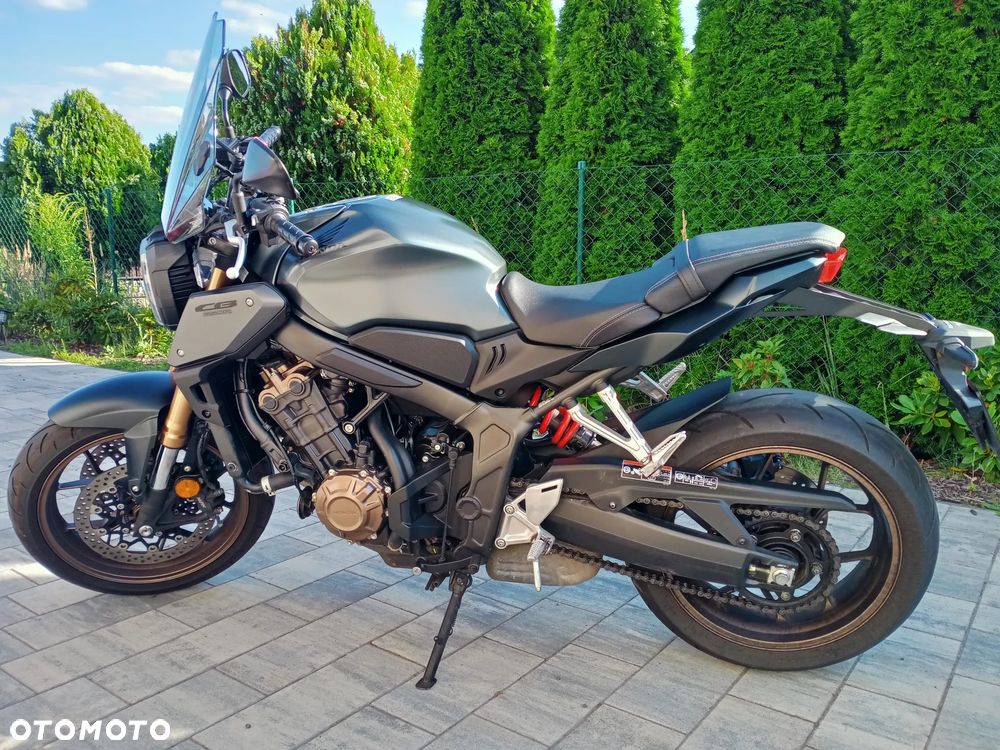 Honda CB - 10