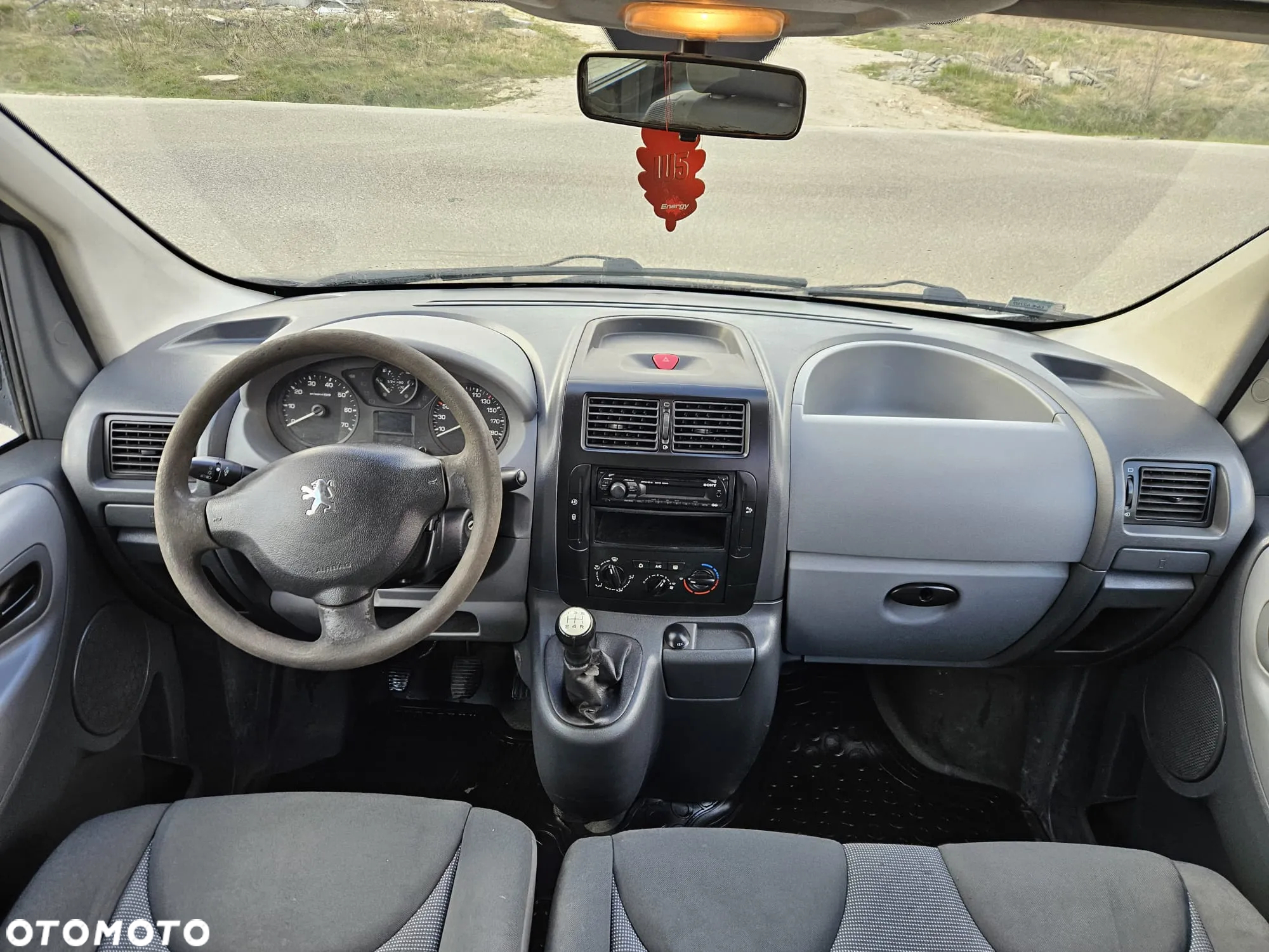 Peugeot Expert - 9