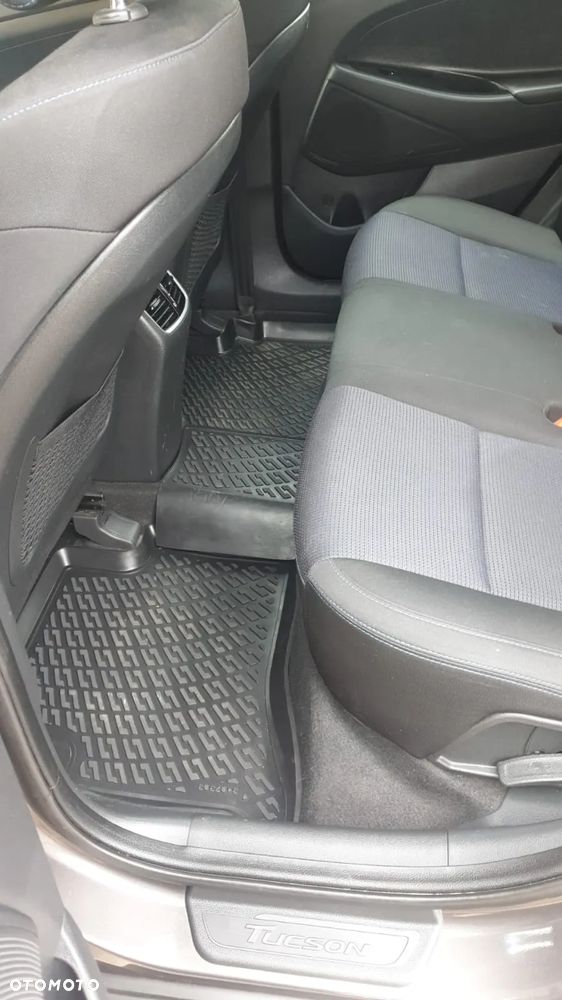 Hyundai Tucson - 13