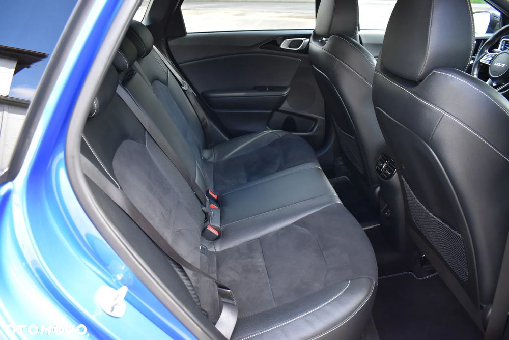 Kia Ceed 1.5 T-GDI DCT7 OPF GT Line - 22