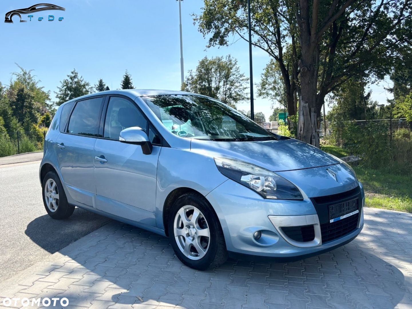 Renault Scenic 2.0 16V Privilege CVT Euro5 - 8