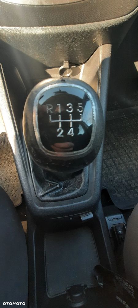 Hyundai ix20 1.4 Classic + - 14