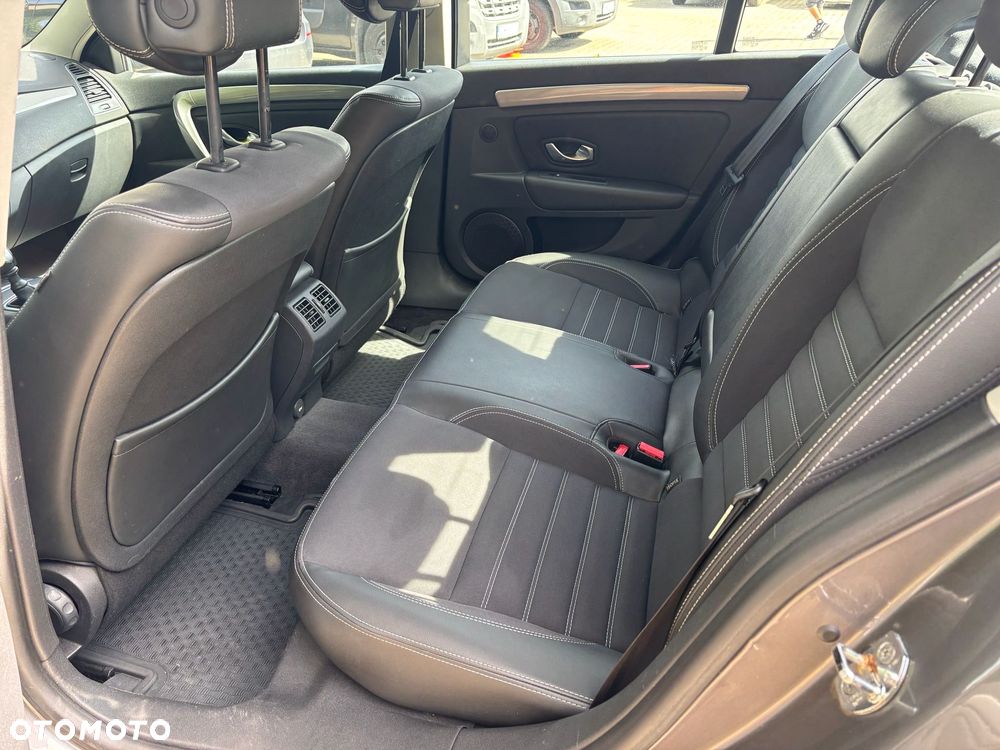 Renault Laguna 2.0 DCi Dynamique - 11