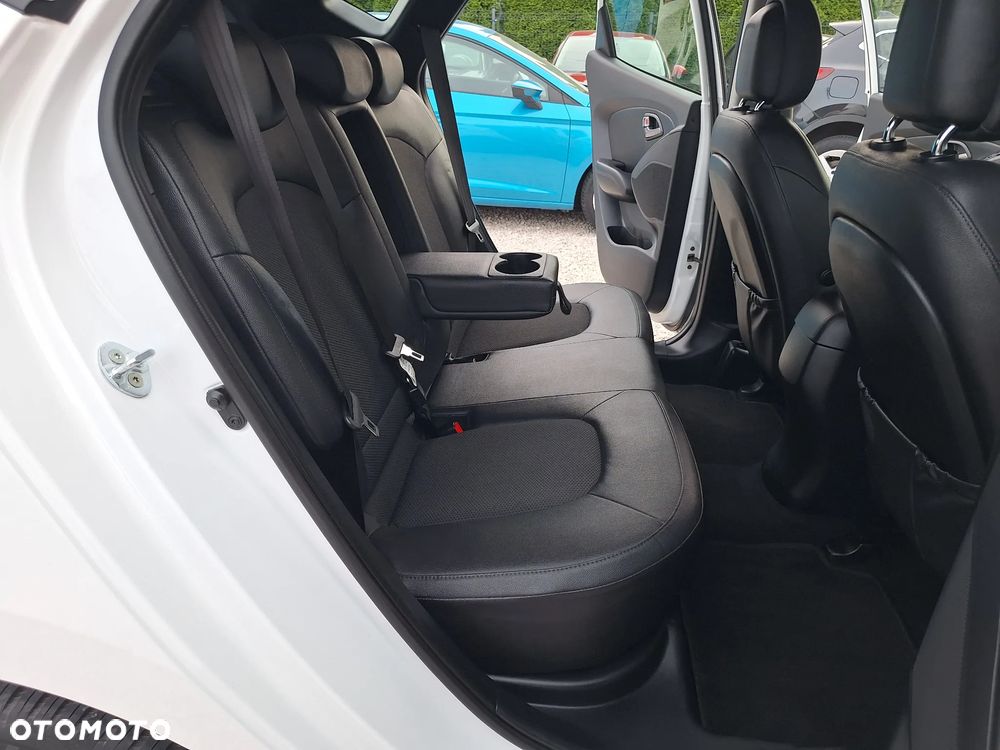 Hyundai ix35 1.6 2WD blue Trend - 34