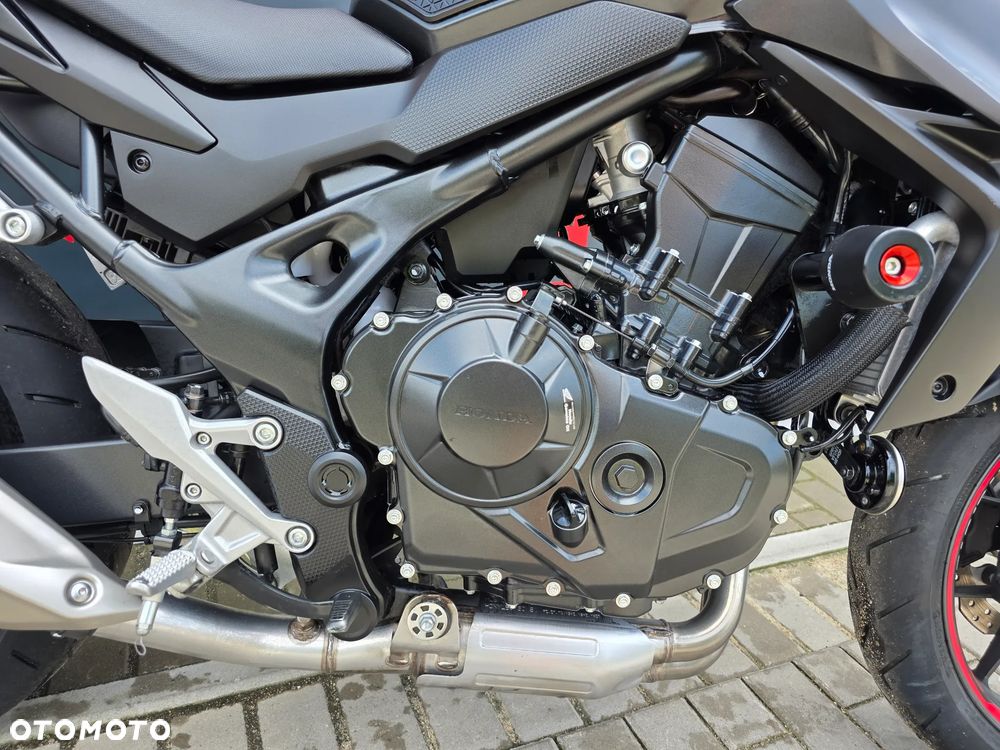 Honda Hornet - 28