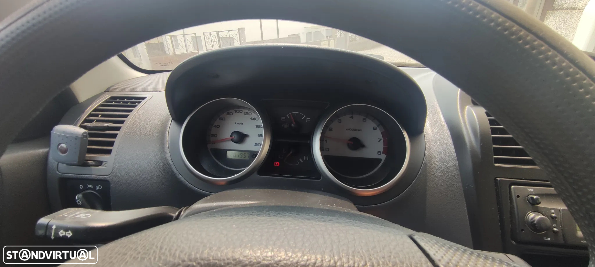 Suzuki Ignis 1.3 VVT 16V GL - 11