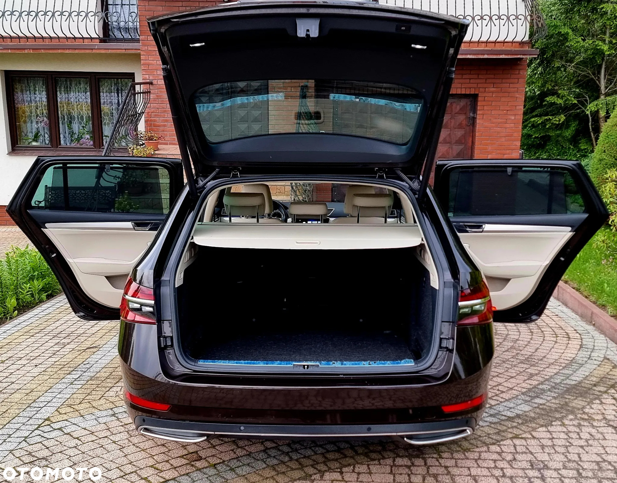 Skoda Superb 1.5 TSI L&K - 12