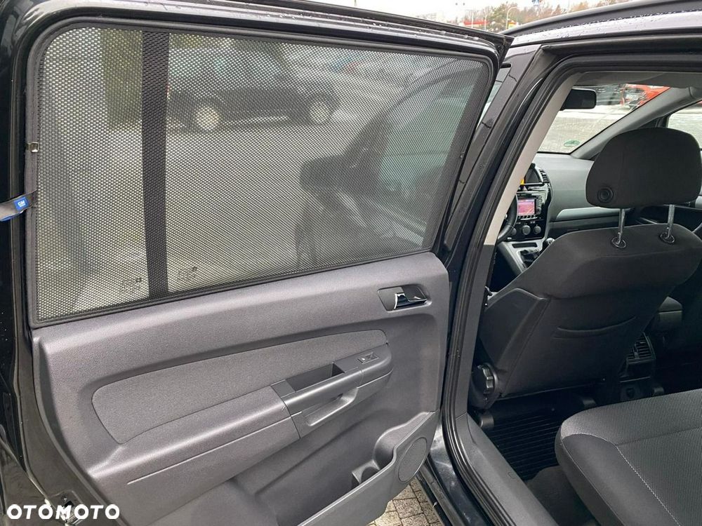 Opel Zafira - 7