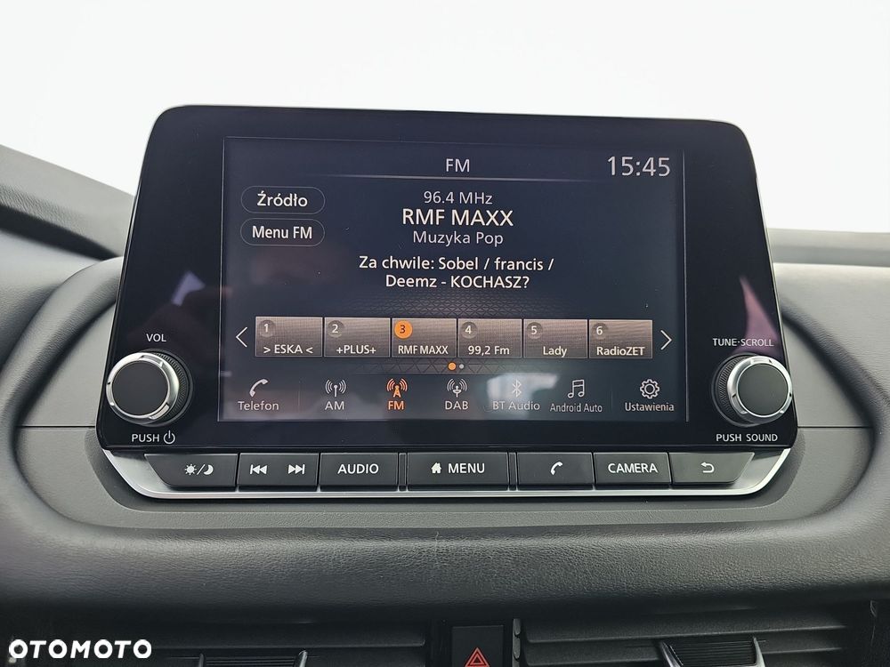 Nissan Qashqai - 25