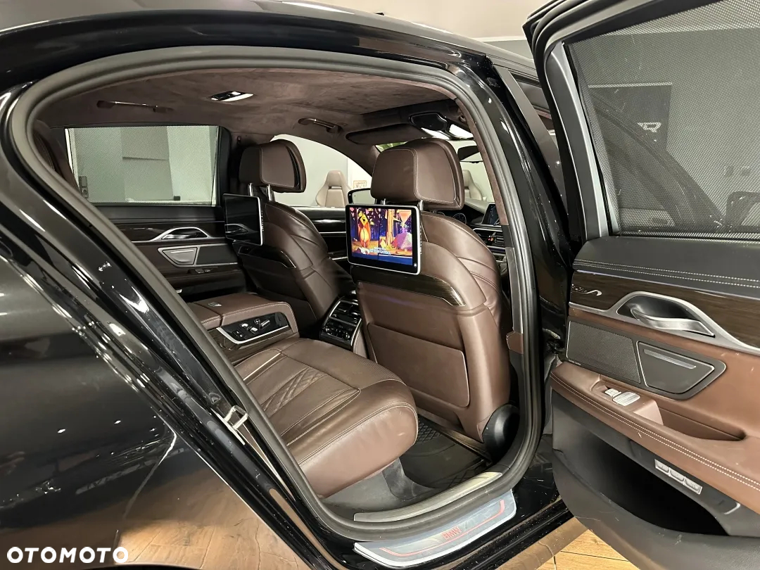 BMW Seria 7 750d xDrive - 9