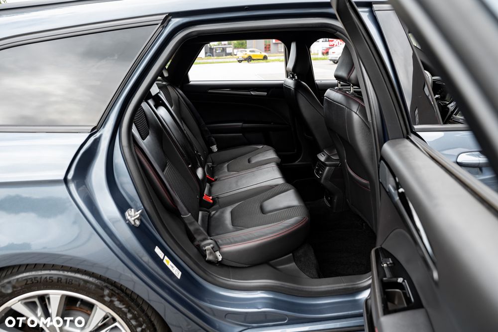 Ford Mondeo 2.0 EcoBlue ST-Line - 25