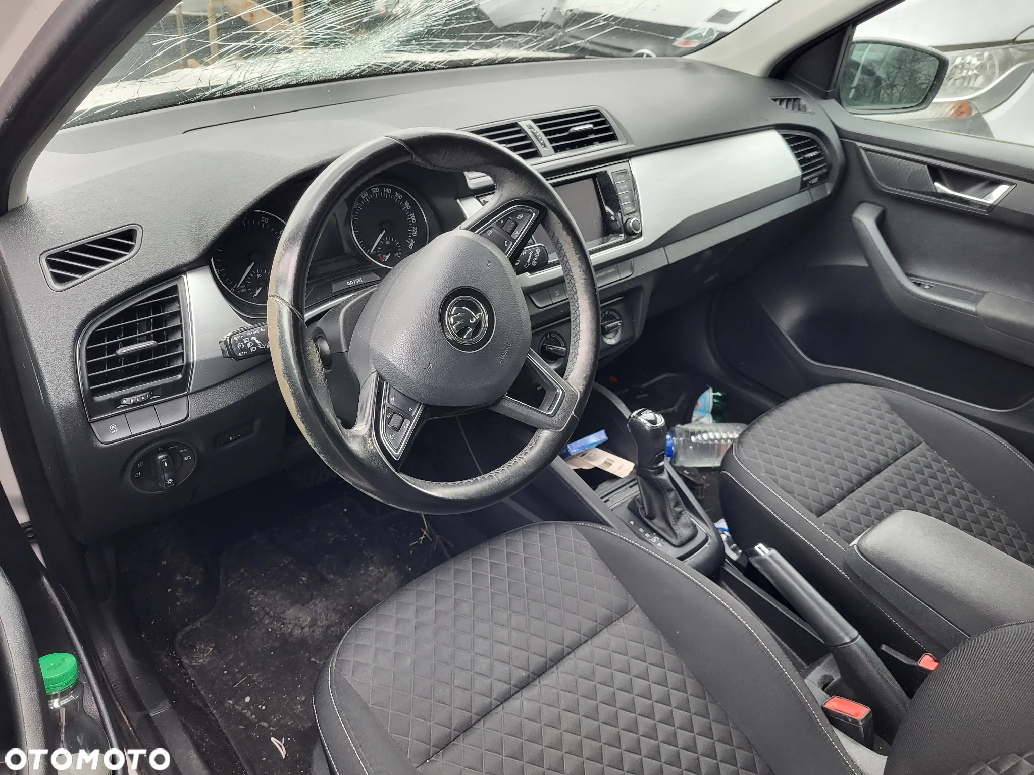 Skoda Fabia 1.0 TSI Black Edition DSG - 17