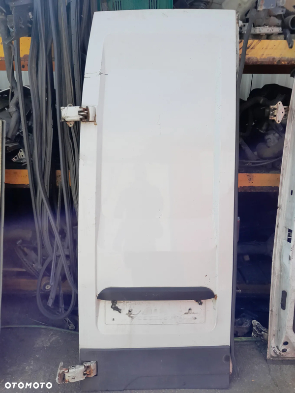 Drzwi tylne lewe gołe Iveco Daily 2010r