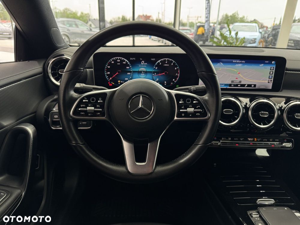 Mercedes-Benz CLA 200 Progressive 7G-DCT - 15