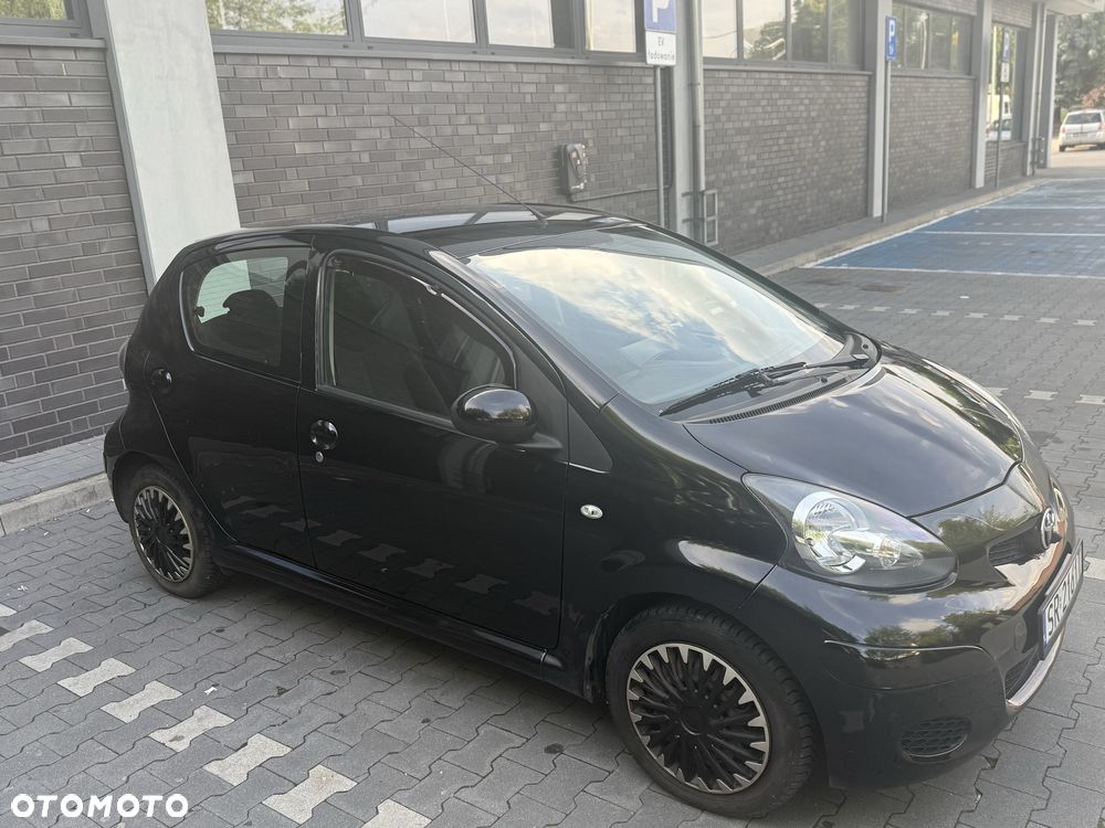 Toyota Aygo - 1