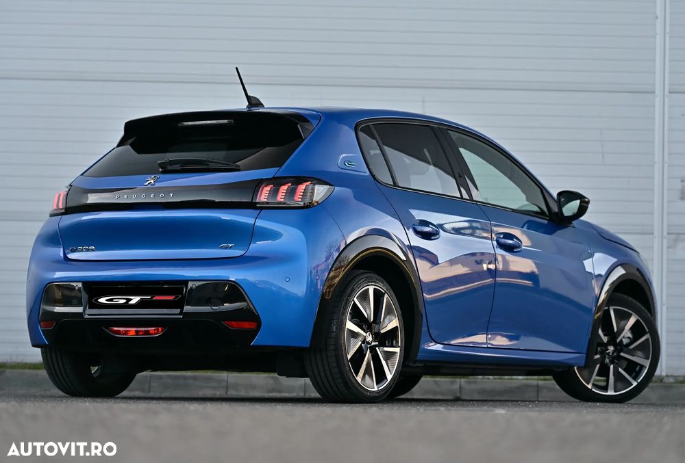 Peugeot 208 e-208 GT-Line - 17