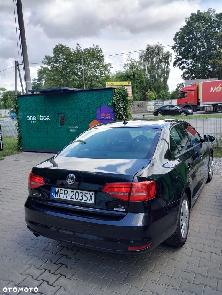 Volkswagen Jetta 1.2 TSI BMT Trendline - 2