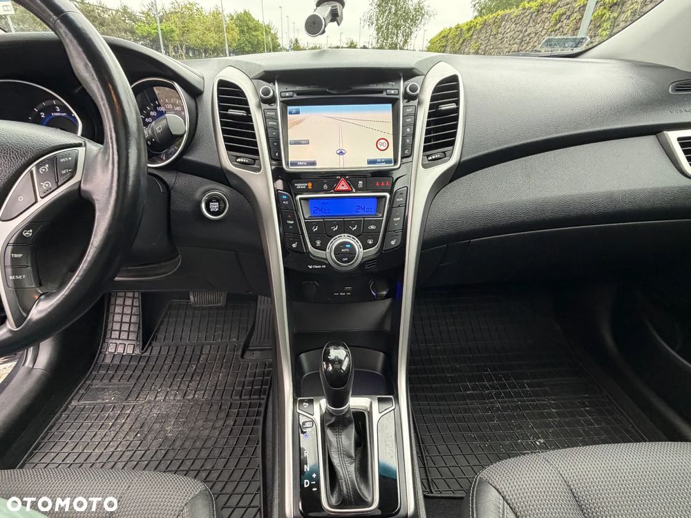 Hyundai i30 1.6 CRDi Premium DCT - 25