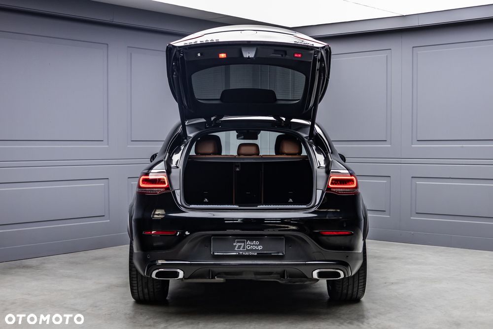 Mercedes-Benz GLC 300 d 4-Matic - 31
