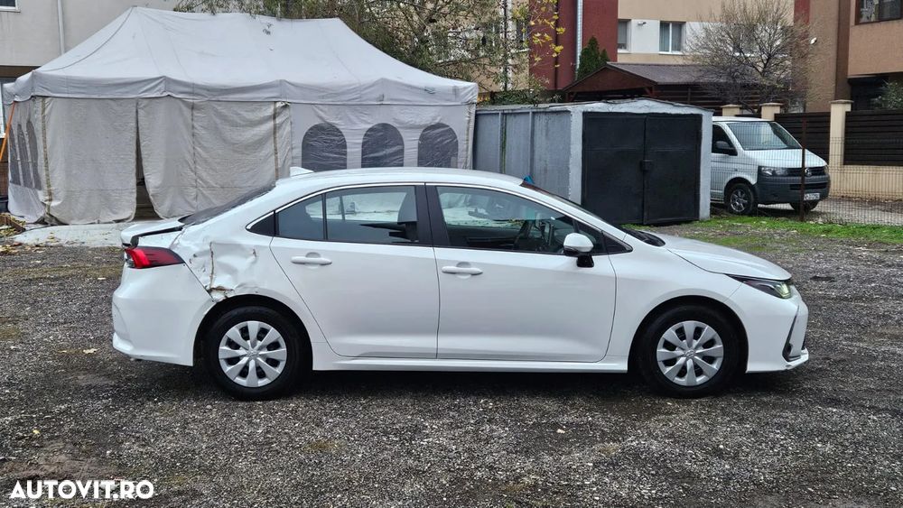 Toyota Corolla Sedan 1.8 HSD Dynamic - 8