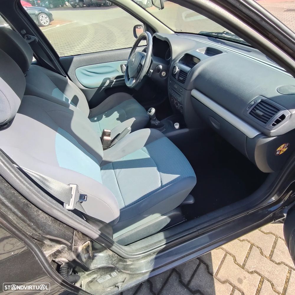 Renault Clio 1.2 16V SE Extreme - 16