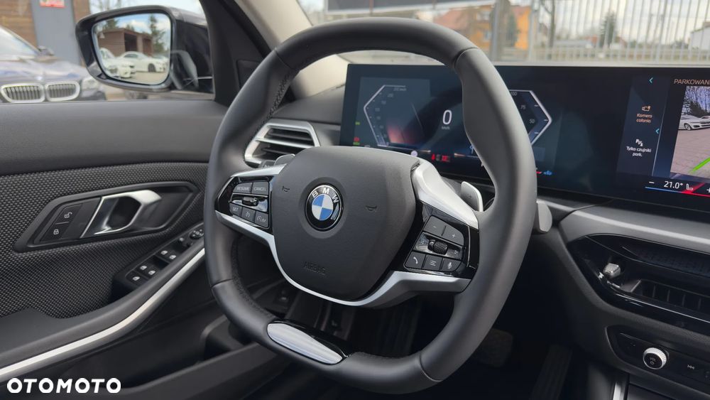 BMW Seria 3 318i Business Edition - 23