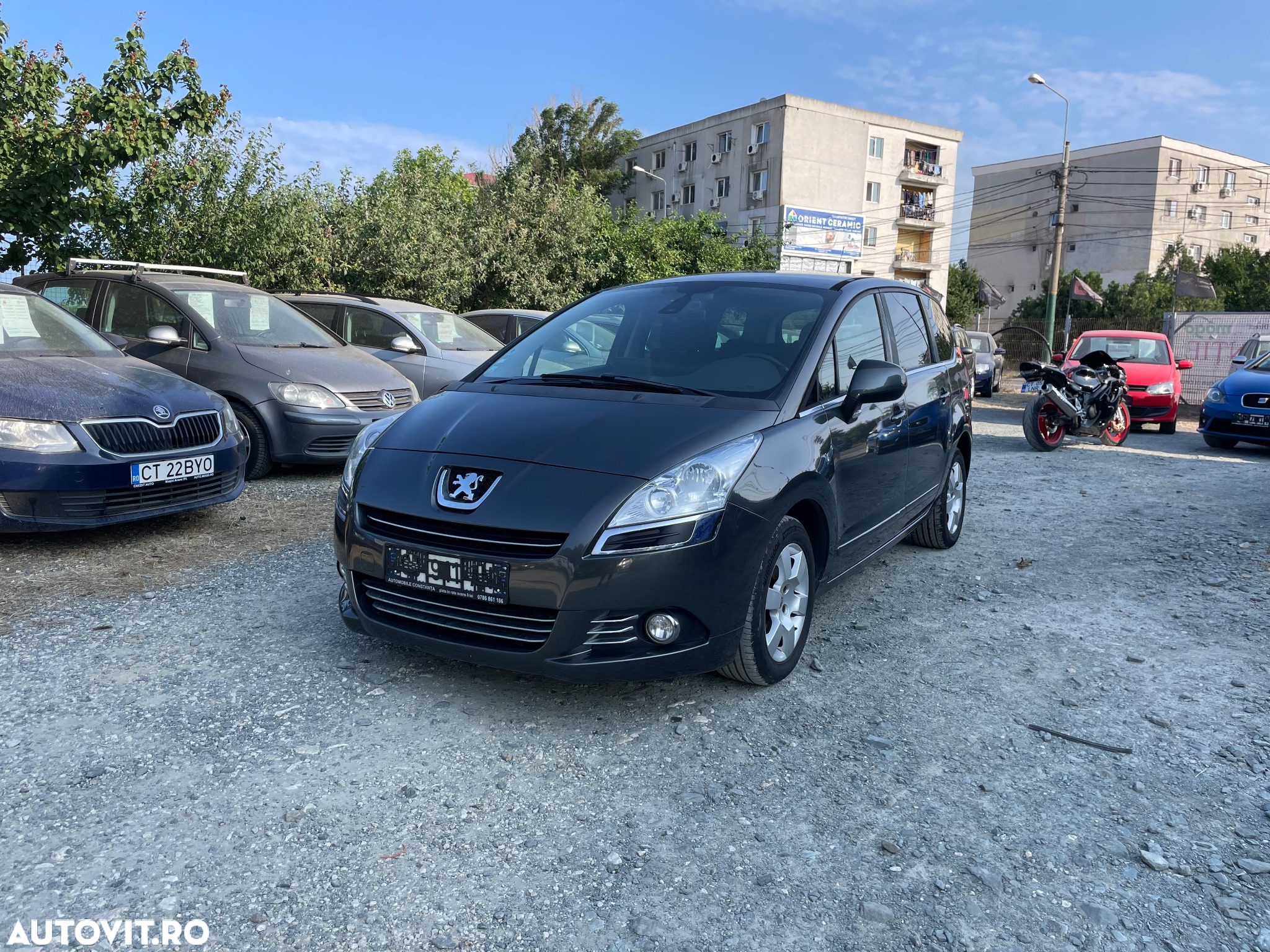 Peugeot 5008 - 3