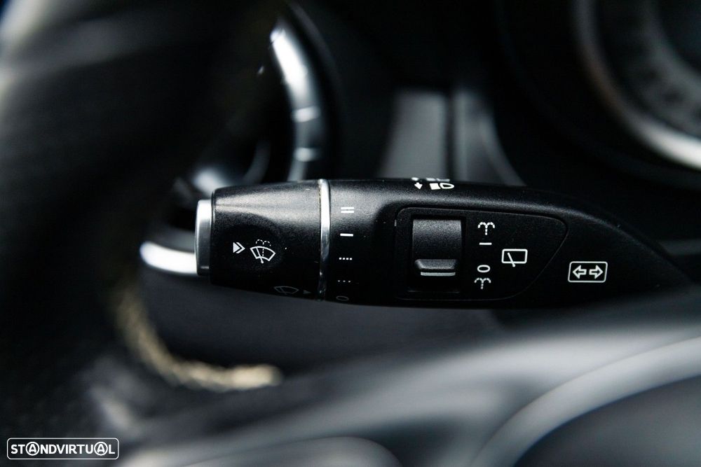 Mercedes-Benz CLA 200 d Shooting Brake Urban - 32