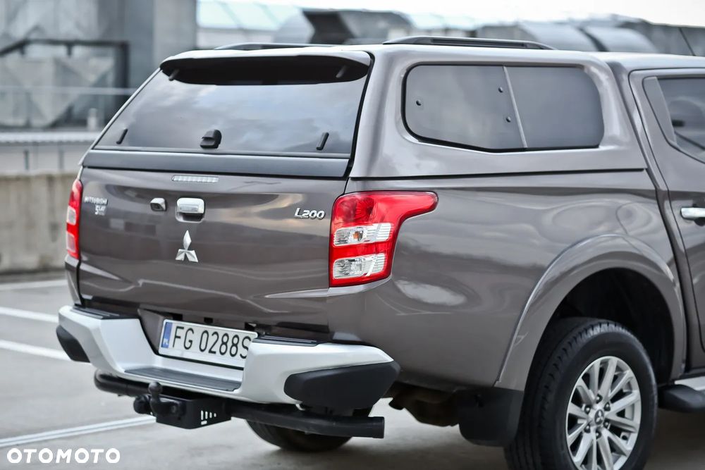 Mitsubishi L200 - 19