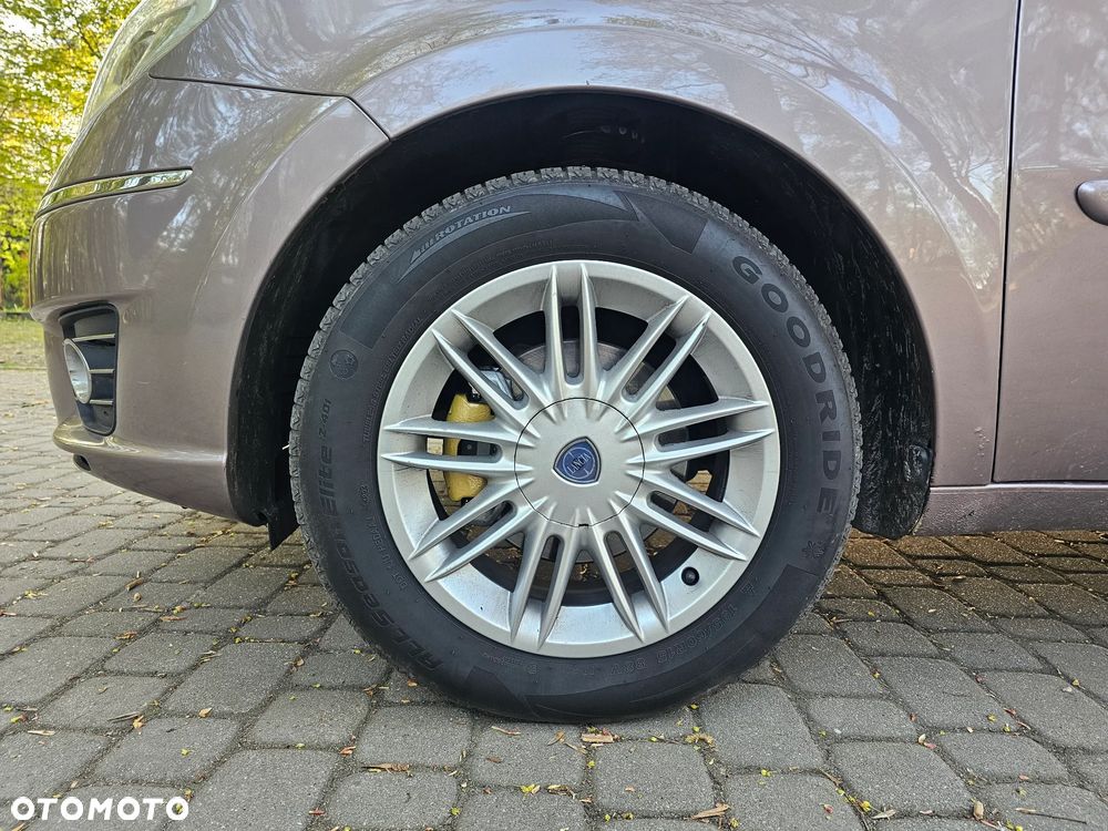 Lancia Musa 1.4 16v Platinum - 8
