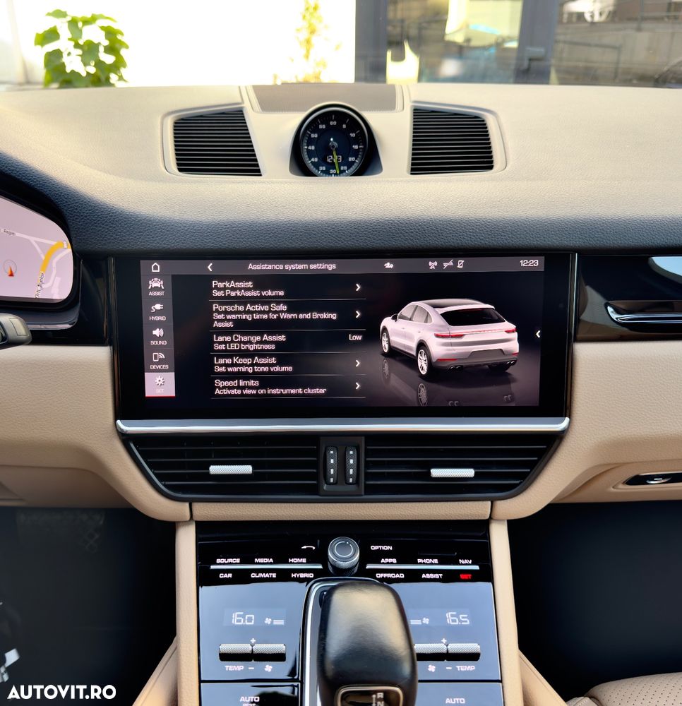Porsche Cayenne Coupe E-Hybrid Tiptronic S - 17
