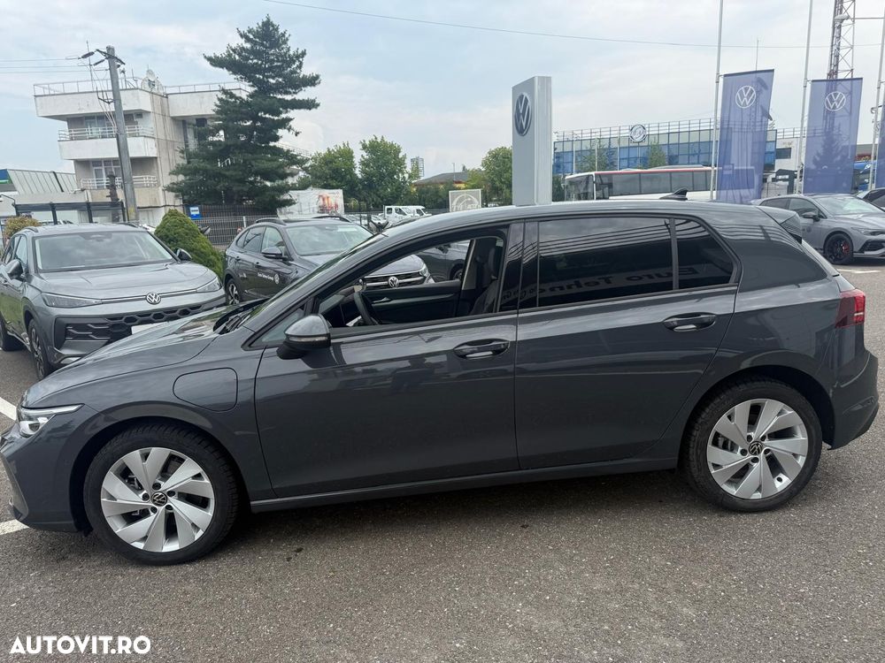 Volkswagen Golf - 3