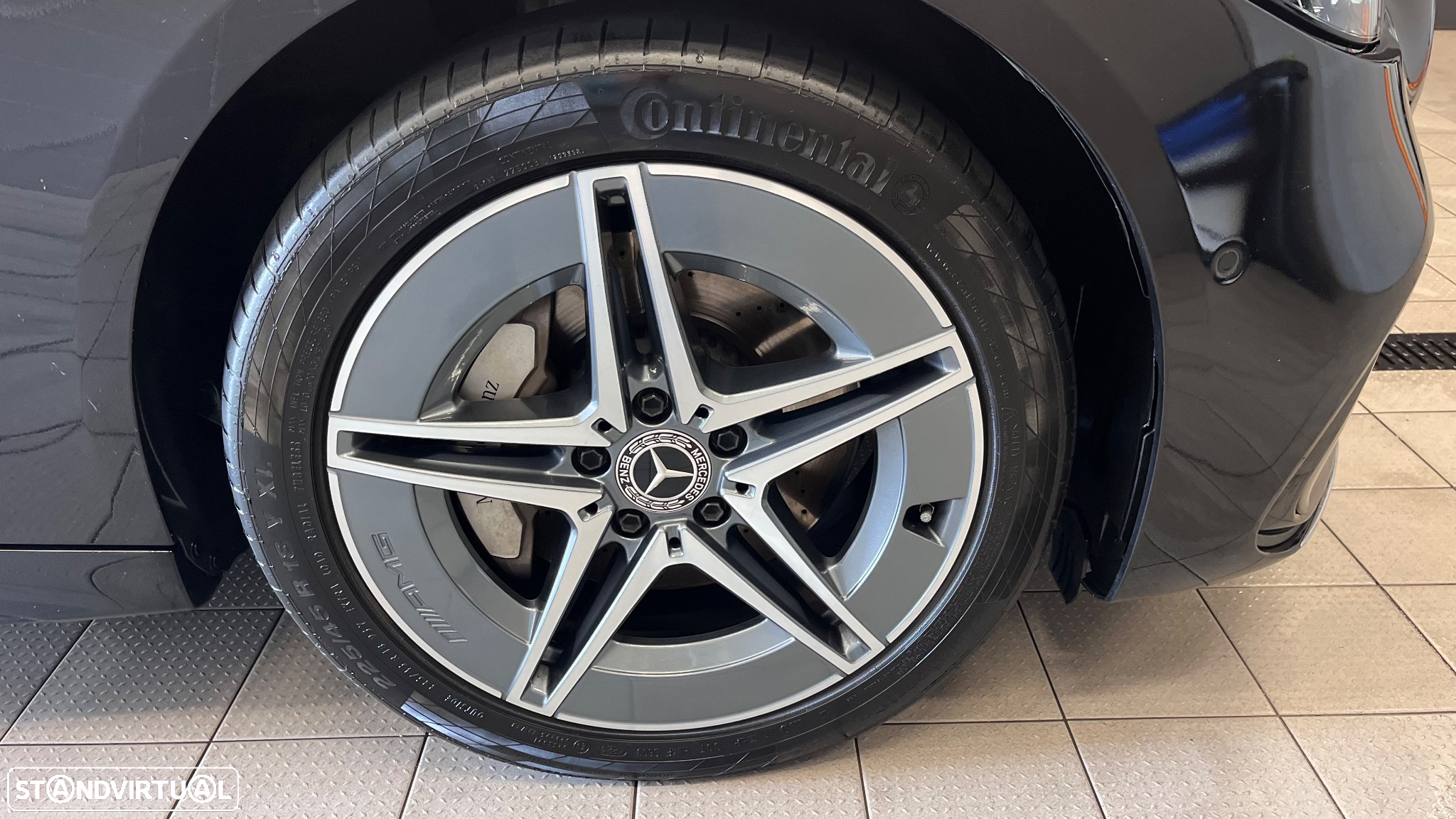 Mercedes-Benz C 300 e AMG Line - 14